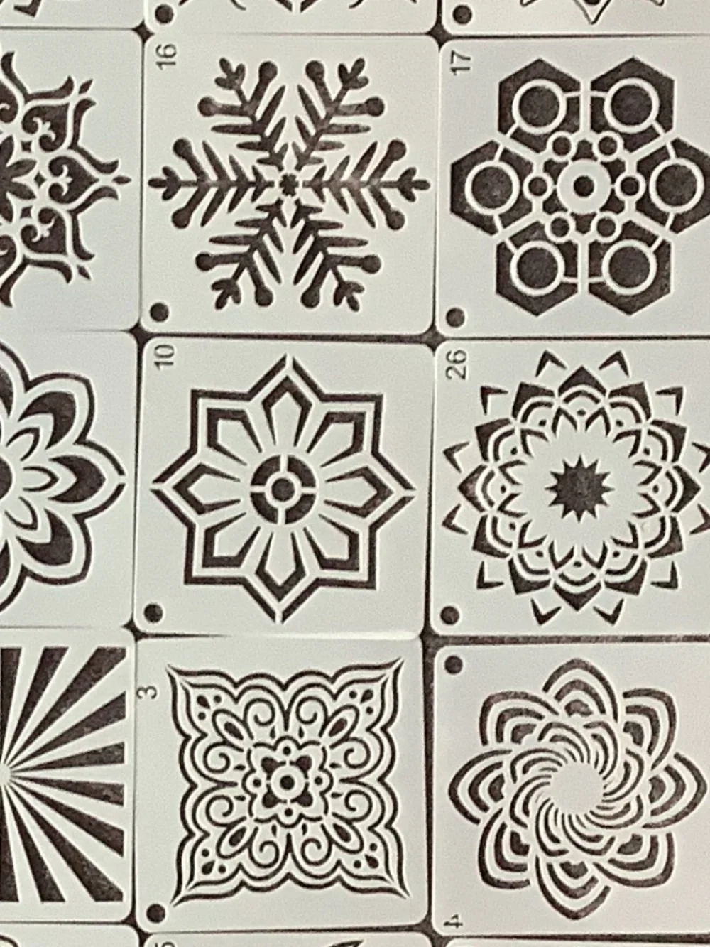 Circular Ornament Stencil Set (35 pcs.). Size